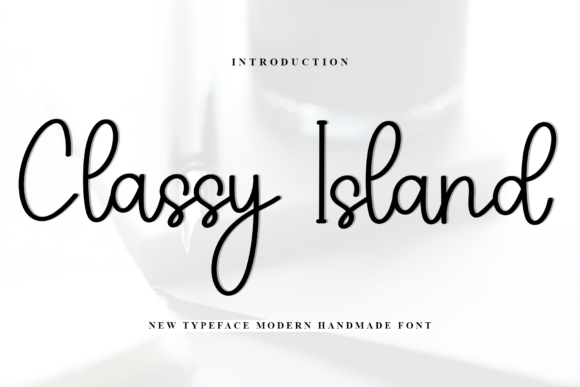 Classy Island: A Festive Typeface That Elevates Holiday Campaigns